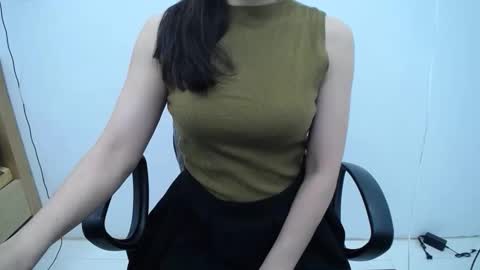 julie9x online show from 27, 4, 2026