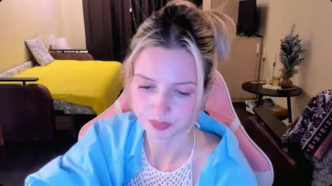 Julie online show from 2, 12, 2025