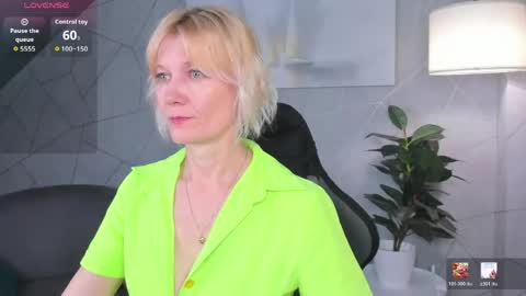 Julie Lucasss online show from 7, 6, 2026