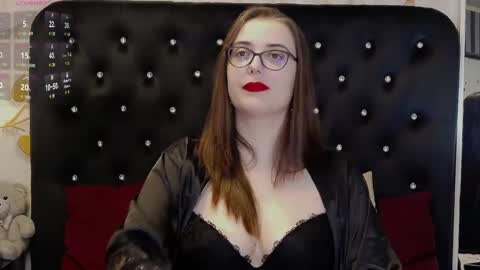 Snapshot of julieannx chatting on 5, 5, 2026 Julia online show from 5, 5, 2026