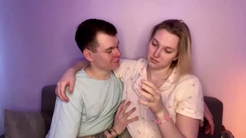 Julie and Thomas online show from 19, 3, 2026