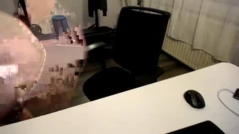 Snapshot of julienneedyou chatting on 9, 12, 2024 julienneedyou online show from 9, 12, 2024