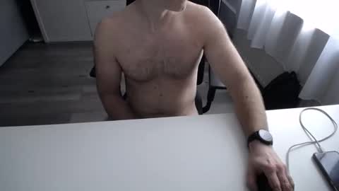 Snapshot of julienneedyou chatting on 18, 11, 2025 julienneedyou online show from 18, 11, 2025