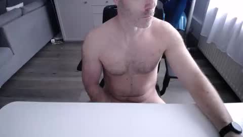 Snapshot of julienneedyou chatting on 9, 1, 2026 julienneedyou online show from 9, 1, 2026