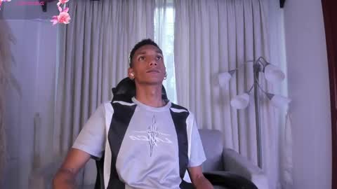 Julien online show from 19, 4, 2026