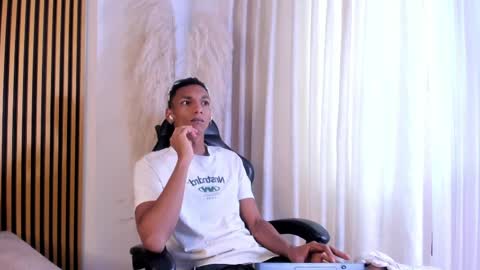 Julien online show from 23, 4, 2026