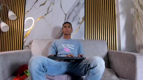 Julien online show from 24, 4, 2026