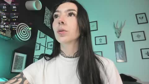 juliet_sourire online show from 6, 6, 2026