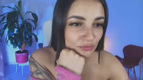 Snapshot of julieta92_ chatting on 1, 6, 2026 Julieta92 online show from 1, 6, 2026