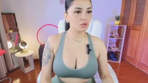 Julieta92  online show from 2, 8, 2026