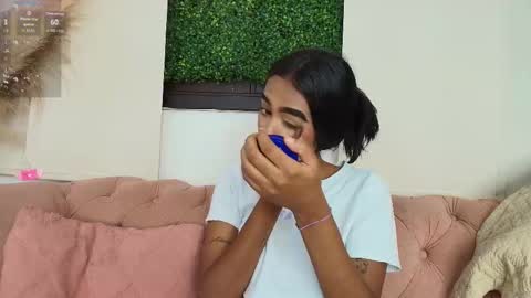 Juli online show from 25, 10, 2025