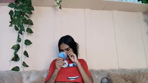 Snapshot of julieta_aguilar chatting on 24, 5, 2026 Juli online show from 24, 5, 2026