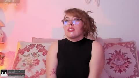 Snapshot of julieta_cooper20 chatting on 28, 9, 2025 Juli online show from 28, 9, 2025