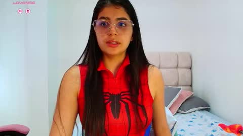 julieta_rose19 online show from 6, 2, 2026