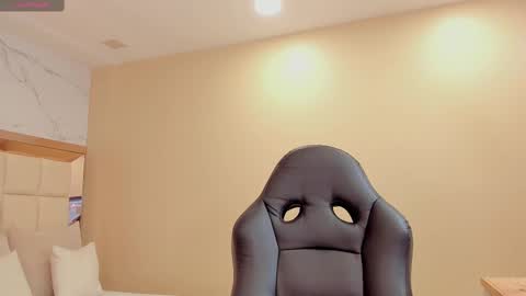     online show from 7, 10, 2025