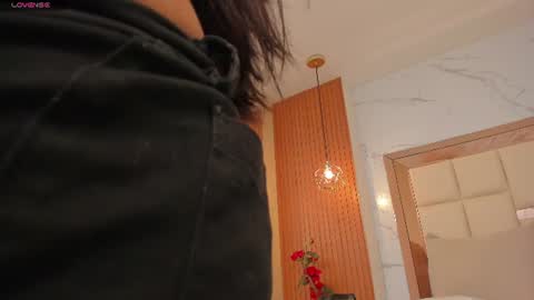 Snapshot of julieta_rose__ chatting on 16, 6, 2026 online show from 16, 6, 2026