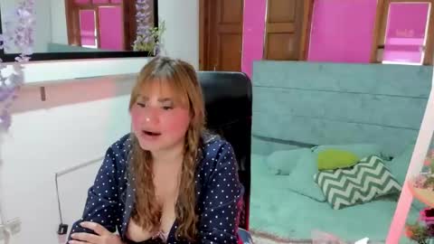 julieta_star69 online show from 4, 6, 2026