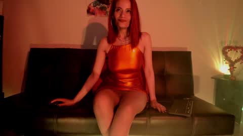 Snapshot of julieta_wall2 chatting on 2, 2, 2025 Julieta wall online show from 2, 2, 2025