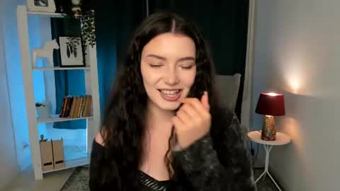 Julieta or Jully online show from 4, 7, 2026