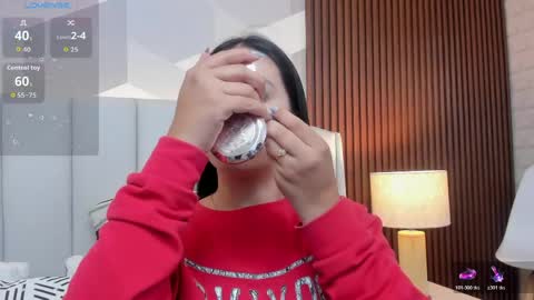 Julieta Santos online show from 10, 4, 2026