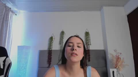 Julieta Snow online show from 26, 4, 2026