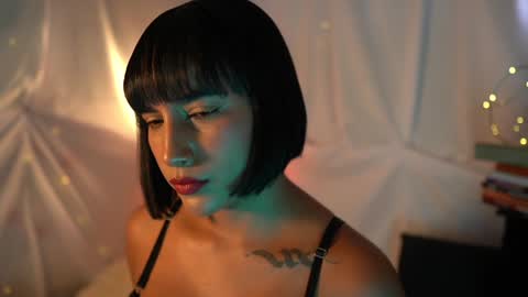 Snapshot of julietawinona chatting on 13, 1, 2025 julietawinona online show from 13, 1, 2025