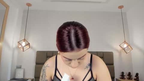 julieth_rojas online show from 1, 2, 2026