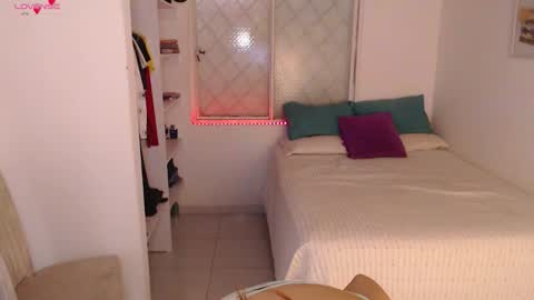 Snapshot of julieth_spencer1 chatting on 19, 9, 2025 Julieta online show from 19, 9, 2025