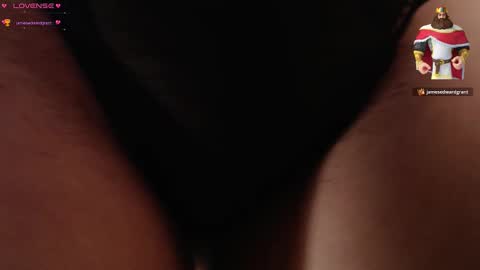 Snapshot of julieth_spencer1 chatting on 5, 12, 2025 Julieta online show from 5, 12, 2025