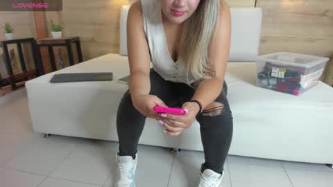 Julietha online show from 14, 10, 2025