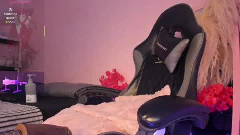 Julieth online show from 3, 6, 2026