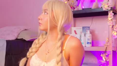 Julieth online show from 24, 6, 2026
