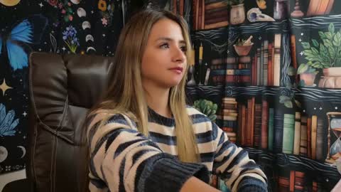 Julietta Jackson online show from 13, 12, 2024