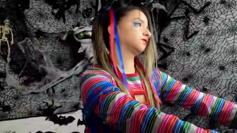 Julietta Jackson online show from 31, 10, 2025