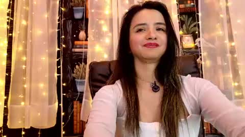 Julietta Jackson online show from 23, 7, 2026