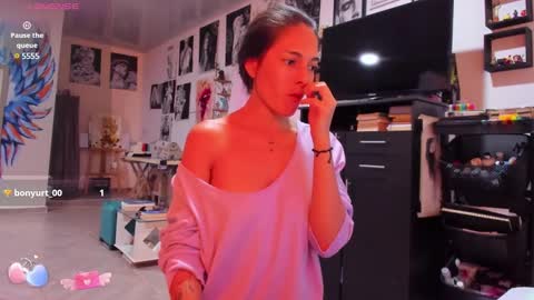 juliette online show from 28, 2, 2025