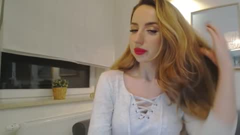 JulietteSensual online show from 8, 2, 2025