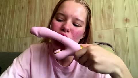 Malin online show from 24, 7, 2026
