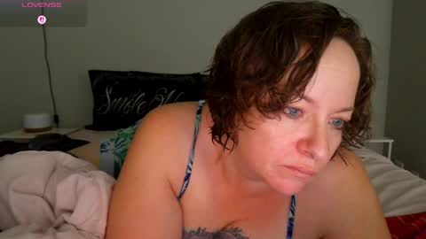 Juli Monroe online show from 22, 4, 2026