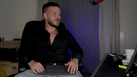 JULiUS   online show from 23, 9, 2025