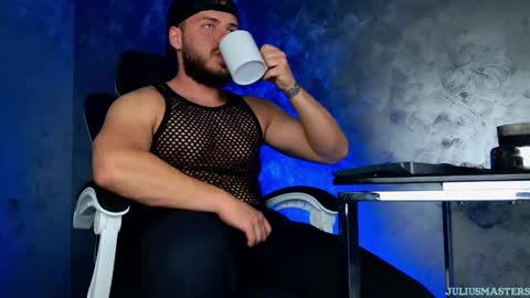 JULiUS   online show from 2, 2, 2026