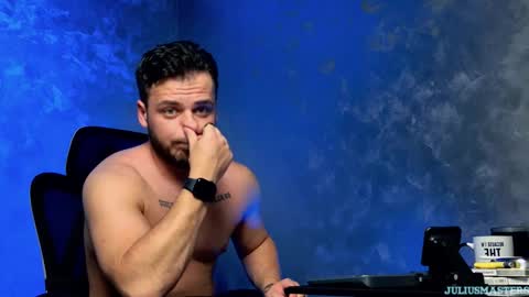 JULiUS   online show from 24, 2, 2026