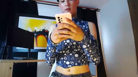 Snapshot of jullian_ricci chatting on 23, 2, 2026 jullian online show from 23, 2, 2026