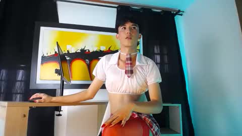 Snapshot of jullian_ricci chatting on 28, 2, 2026 jullian online show from 28, 2, 2026