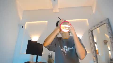 jullian online show from 22, 4, 2026