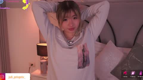 jullianapriv_ online show from 31, 3, 2026