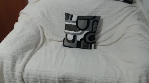 Julie online show from 14, 12, 2025