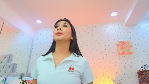 Julieta Reyes   online show from 4, 10, 2025