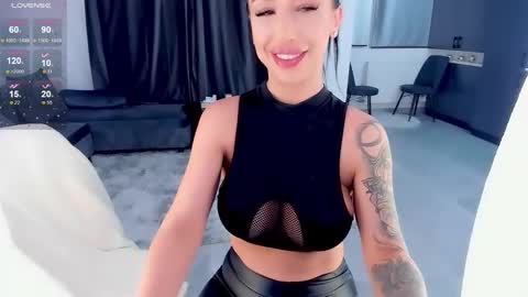 Snapshot of julya_hott chatting on 17, 1, 2025 julya online show from 17, 1, 2025