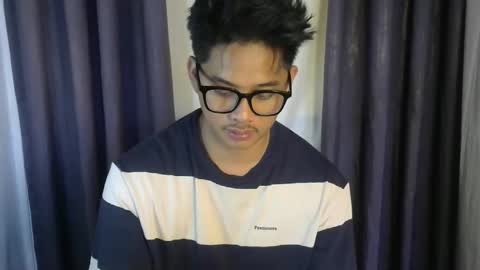 Snapshot of julz_alwayshorny chatting on 4, 10, 2025 call me julz online show from 4, 10, 2025